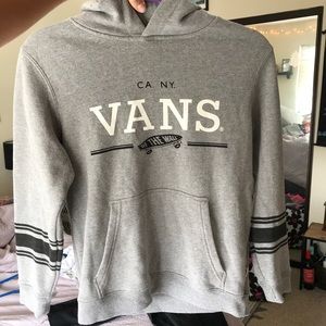 Vans 3/4 sleeve hoodie. New condition!